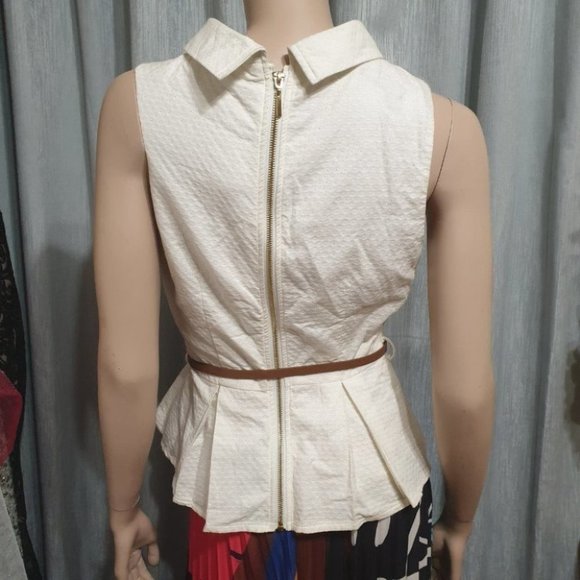 FOREVER21 US/UK-S AU 8-10 White Sleeveless Blouse w/ Brown Belt Zipped Back - Picture 3 of 14